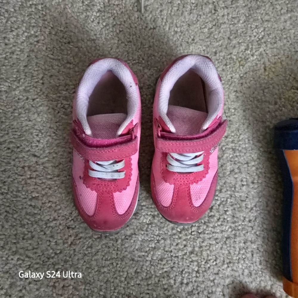 Toddler shoes